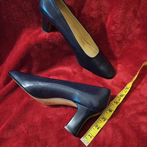 Proxy Navy Blue Leather Pumps Size 12N - Picture 5 of 9